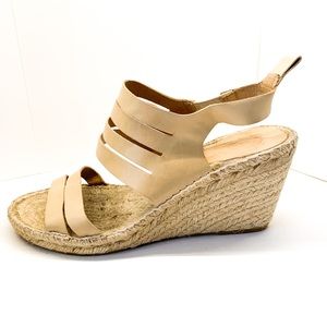 CHARLES DAVID ONA Wedge Sandal Size US 8.5 | EU 39 Excellent Condition